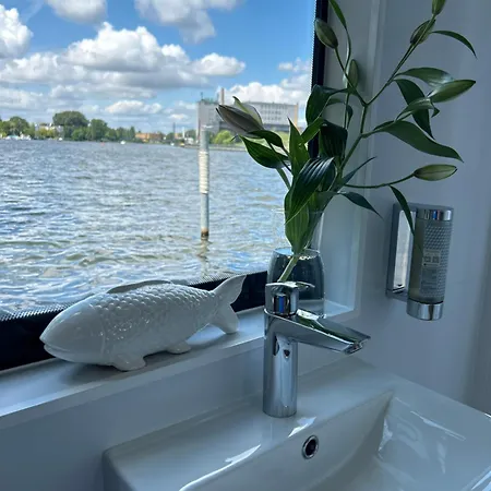 Nena Hausboot Hotel Berlin Exterior photo